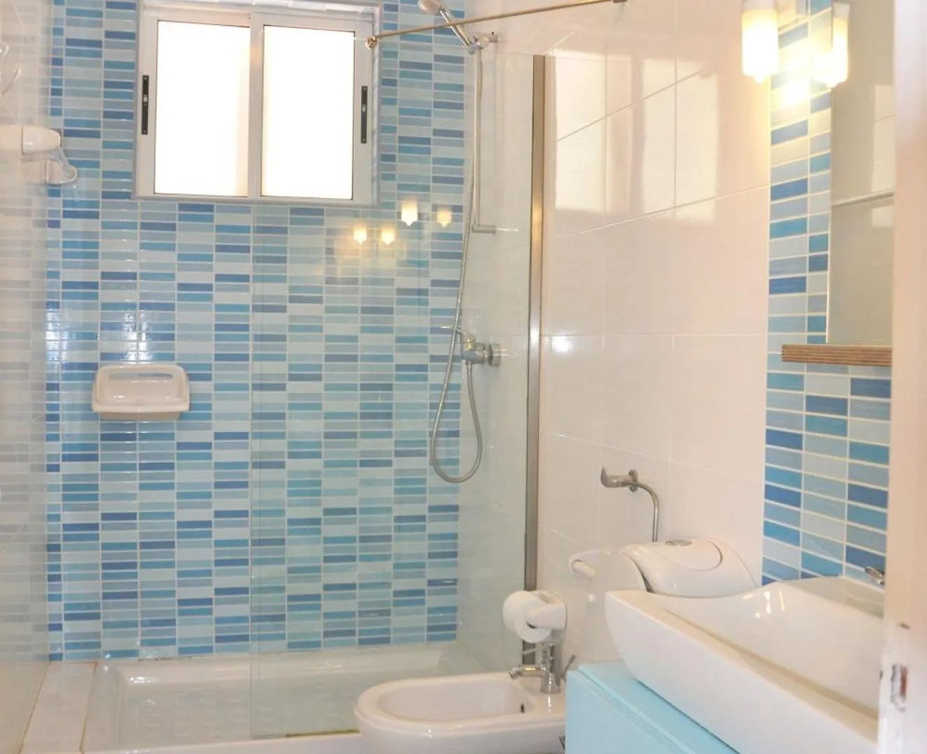 Holiday home A Modern, Comfortable And Well Equipped Linked Villa With Private Pool And A/C Quarteira